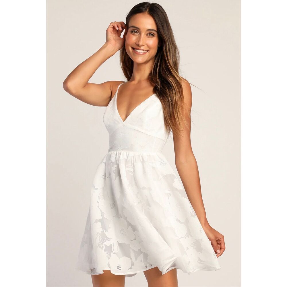 Lulus $89 Floral Feelings White Floral Jacquard Babydoll Mini Dress size Xlarge